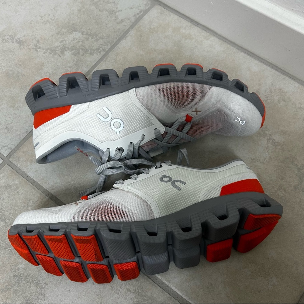 On Running Wmns Cloud X 3 'Ivory Alloy' Sz. 9.5 - Picture 8 of 10